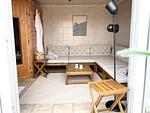 Sauna mit Lounge-Bereich im Außenbereich - Landhaus Markerup - Top-Hundeurlaub