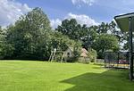 Schaukel-, Klettergerüst und Trampolin für Kids - Ferienwohnung Gut Hardesby - Top-Hundeurlaub