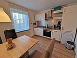 Küche / Küchenzeile - Ferienwohnung Ostseeheim - 1. Reihe mit Meerblick - Top-Hundeurlaub