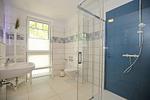 Badezimmer mit Dusche - Lachs Wohnung 01 - Top-Hundeurlaub