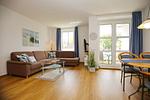 Blick in den Wohn- und Essbereich - Wohnung 082 - Top-Hundeurlaub