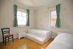 2. Schlafzimmer mit Einzelbetten und Ausziehbett - Wohnung 02 - Top-Hundeurlaub