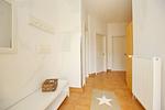 Flur mit Sitzbank - Wohnung 02 - Top-Hundeurlaub
