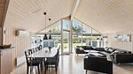 living-dining-room - Ferienhaus für 12 Personen (139 m²) - Top-Hundeurlaub