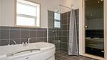 bathroom - Ferienhaus für 8 Personen (125 m²) in Løkken - Top-Hundeurlaub