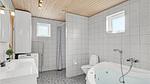 bathroom - Ferienhaus für 12 Personen (137 m²) in Farsø - Top-Hundeurlaub