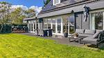 outside - Ferienhaus für 10 Personen (330 m²) in Bergen (Nordholland) - Top-Hundeurlaub