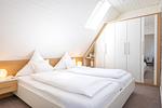 Schlafzimmer - Haus Möhlmann Whg. 2 - Top-Hundeurlaub