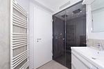 Badezimmer mit Waschbecken - Dünenvilla 10 Wohnung 02 - Top-Hundeurlaub