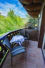 Balkon mit Sitzgelegenheit - Soldanella 1 by Alpenidyll Apartments - Top-Hundeurlaub