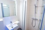 Badezimmer 1, Dusche und Wc - Soldanella 6 by Alpenidyll Apartments - Top-Hundeurlaub