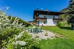 Garten mit Grill - Huberhof 7 by Alpenidyll Apartments - Top-Hundeurlaub