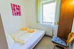 Schlafzimmer 2, Doppelbett klein - Huberhof 5 by Alpenidyll Apartments - Top-Hundeurlaub