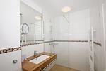 Badezimmer - FeWo10-4: strandnah,Terrasse,Sauna,Pool - Top-Hundeurlaub