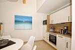 Küche / Küchenzeile - FeWo11-6: strandnah,Balkon,Sauna,Pool - Top-Hundeurlaub