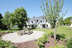 Fassade / Eingang - FeWo11-6: strandnah,Balkon,Sauna,Pool - Top-Hundeurlaub