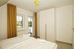Schlafzimmer - FeWo30-8: strandnah,Balkon,Sauna,Pool - Top-Hundeurlaub