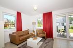 Wohnzimmer - FeWo14-3: strandnah,Terrasse,Sauna,Pool - Top-Hundeurlaub