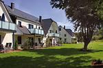 Fassade / Eingang - FeWo13-4: strandnah,Terrasse,Sauna,Pool - Top-Hundeurlaub