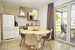 Küche / Küchenzeile - FeWo30-1: strandnah,Terrasse,Sauna,Pool - Top-Hundeurlaub