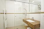 Badezimmer - FeWo30-1: strandnah,Terrasse,Sauna,Pool - Top-Hundeurlaub