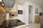 Küche / Küchenzeile - FeWo12-4: strandnah,Terrasse,Sauna,Pool - Top-Hundeurlaub