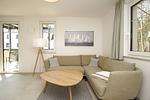 Wohnzimmer - FeWo12-1: strandnah,Terrasse,Sauna,Pool - Top-Hundeurlaub
