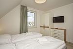 Schlafzimmer - FeWo12-8: strandnah,Balkon,Sauna,Pool - Top-Hundeurlaub