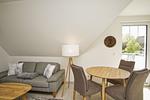 Wohnzimmer - FeWo15-8: strandnah,Balkon,Sauna,Pool - Top-Hundeurlaub