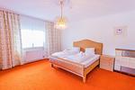 Schlafzimmer 2, Doppelbett - Hoamathaus I by Alpenidyll Apartments - Top-Hundeurlaub