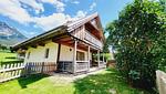 Hauptansicht Gebäude im Sommer - Stodertraum 1 "Vergissmeinnicht" by Alpenidyll Apartments - Top-Hundeurlaub