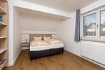 Schlafzimmer - Panorama-Maisonette am Yachthafen (Haus 6,Nr.43) Parkplatz direkt am Haus - Top-Hundeurlaub