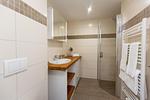Badezimmer - Modernes 2-Zimmerapartment, Haus 6 Nr 45 - Top-Hundeurlaub