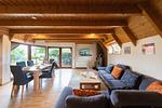 Wohnzimmer - Ferienhaus "Lichtes Haus am Feld " Tegeler Rinne 12 - Top-Hundeurlaub