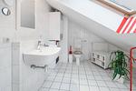 Gäste-WC mit Waschbecken - Haus 45b - Top-Hundeurlaub