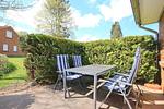 Terrasse mit Gartenmöbeln - Haus 63d - Top-Hundeurlaub