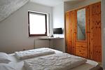 Schlafzimmer - DHH Meisenweg 28 - Top-Hundeurlaub