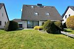 Hauptansicht - DHH Meisenweg 26 - Top-Hundeurlaub