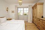 Schlafzimmer - FeWo Lee: Wassernähe - Top-Hundeurlaub