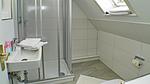 Badezimmer mit Dusche / WC - Haus Becher App. LUV - Top-Hundeurlaub