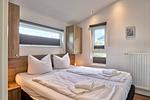 Schlafzimmer - Ferienhaus "10 Grad Ost" (10) - Top-Hundeurlaub