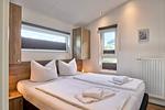 Schlafzimmer - Ferienhaus "10 Grad Ost" (10) - Top-Hundeurlaub