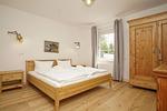 Schlafzimmer - FeWo Luv: wassernähe - Top-Hundeurlaub