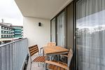 Balkon mit Sitzgelegenheiten - Deichhäuser Anna Küste 1-32 - Top-Hundeurlaub