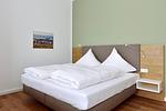Schlafbereich mit Doppelbett - Aparthotel Anna Düne 0-02 - Top-Hundeurlaub