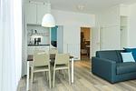 Wohn/ Essbereich mit Esstisch - Aparthotel Anna Düne 0-06 - Top-Hundeurlaub