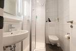 Badezimmer - Cuxlandhotel  Doppelzimmer 115 - Top-Hundeurlaub