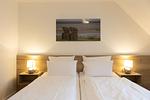 Schlafzimmer - Cuxlandhotel  Doppelzimmer 115 - Top-Hundeurlaub