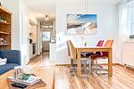 Wohn-und Essbereich mit Blick zum TV - Wohnung 03-1 - Top-Hundeurlaub