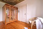 Infrarotsauna im Schlafzimmer zur Hofseite - Ferienwohnung Villa Wagersrott - Top-Hundeurlaub